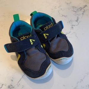 PLAE shoes • size 5.5 (tiny tots)